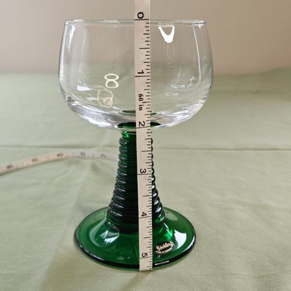 Set of 2 Vintage Bockling Made in Germany Roemer Plain Glasses with Green Foot - Picture 10 of 11